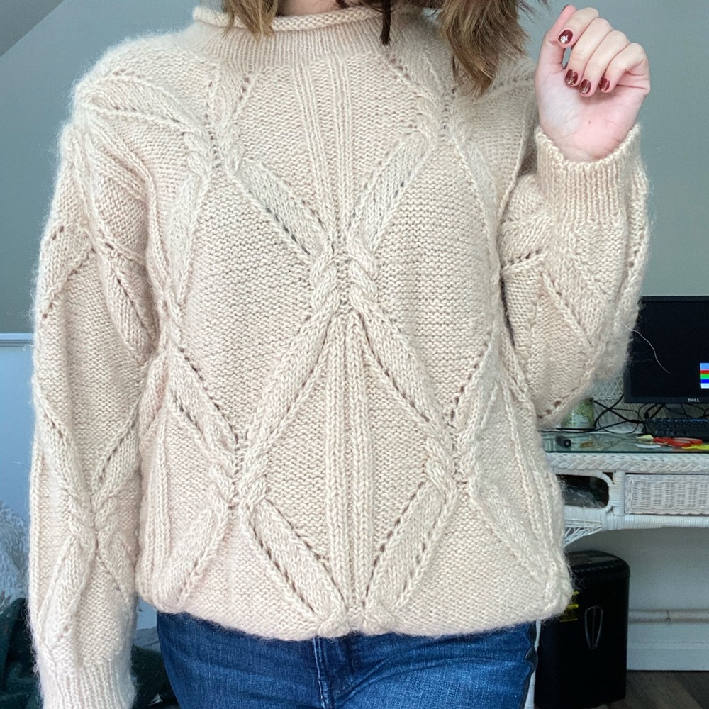 Stunning Hand-knit Sweater